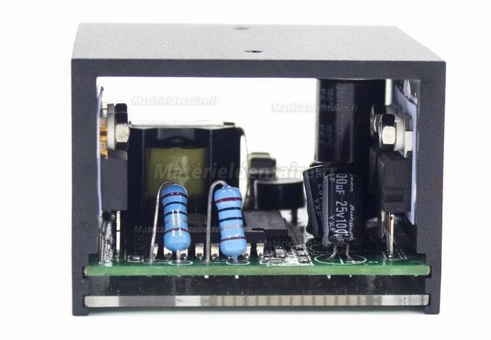 Baolai dentaire Détartreur integé à ultrasons avec L1 LED Pièce à main scellée & 4 inserts Baolai dentaire Détartreur integé à ultrasons avec L1 LED Pièce à main scellée & 4 inserts