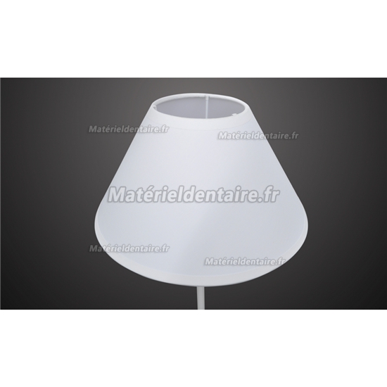 Une lampe sur pied + 2 lampes de table blanches